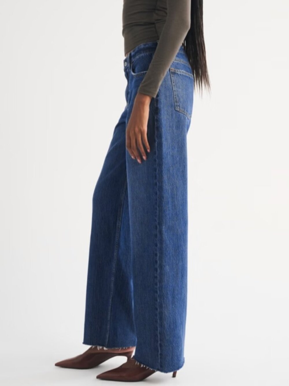 Low Rise Ultra Loose Jean Size 27 Short - Picture 4 of 7